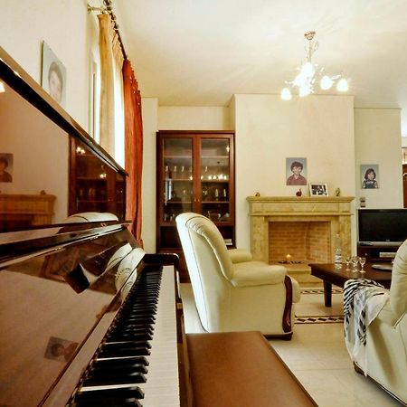 Вілла Piano House Corfu  Екстер'єр фото